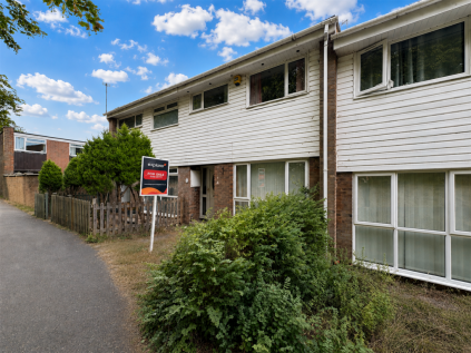 Simmons Walk, Basingstoke, RG21