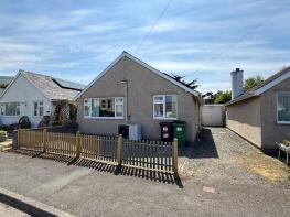 35 Peniarth, Belgrave Road, Fairbourne LL38 2AZ