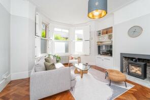 19, Dorset Road, Wood Green, London N22 7SL