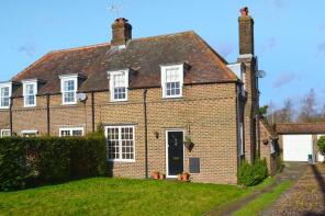 10, Snelgate Cottages, Old Epsom Road, Guildford GU4 7RL