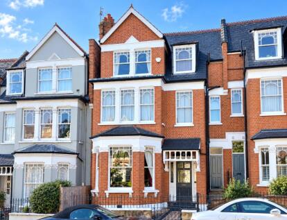 Alexandra Park Road, London, N10