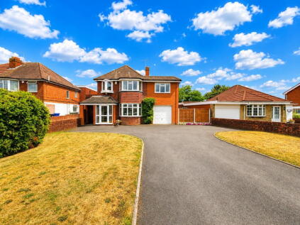 Dudley Road, Kingswinford, DY6 8BS