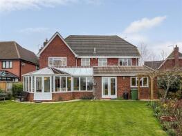 7 Knightlow House, Simpkins Close, Leamington Spa CV33 9GE