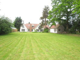 Wysche, Earls Common Road, Redditch B96 6TB