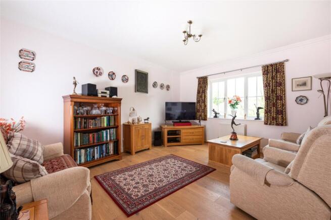 Sitting/Dining Room