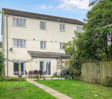 64, Swans Reach, Falmouth TR11 5GG