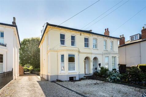 Hales Road, Cheltenham, GL52