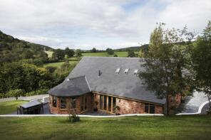 Wychwood Lodge, A4103 From Old Roman Road To Halesend Grittles End, Malvern WR13 5EL