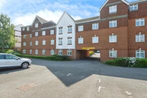 10, Silchester Court, London Road, Ashford TW15 3BJ