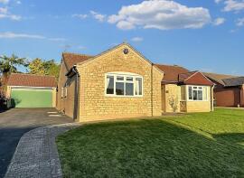 42, Covill Close, Grantham NG31 8PP