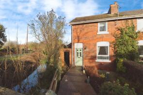 4, Station Cottages, Station Road, Womersley, Doncaster DN6 9BL