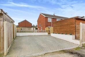 28, Cover Close, Harley, Rotherham S62 7UP