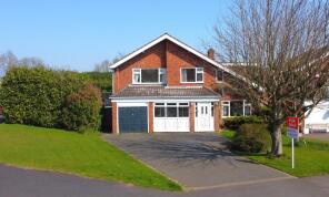 15, St Michaels Drive, Swadlincote DE12 7AE