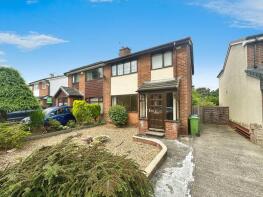 10, Stokesay Close, Bury BL9 8DB