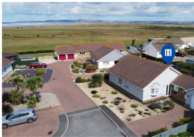 4 Brambles, Venton Drive, Bideford EX39 1HL
