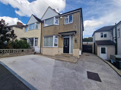 Cedar Grove, Yeovil, Somerset, BA21 3JS