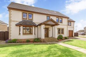 17, Blinkbonny Gardens, West Calder EH55 8DN
