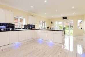 Jesmond, Magpie Hall Road, Ashford TN26 1HF