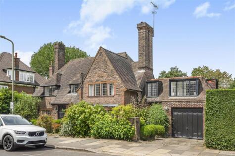 Wellgarth Road, Hampstead Garden Suburb, NW11