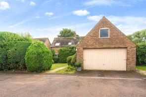 6, Brookfields, Bedford MK43 7QA