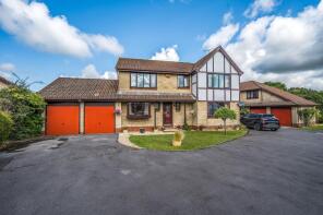 24, Birch Drive, Bristol BS40 5HG