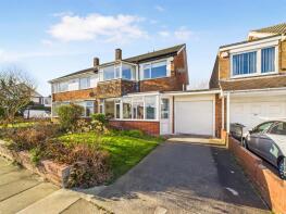 83, Woodburn Square, Whitley Lodge, Whitley Bay NE26 3JD