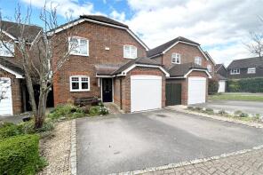 4, Arlott Close, Eversley, Hook RG27 0RT