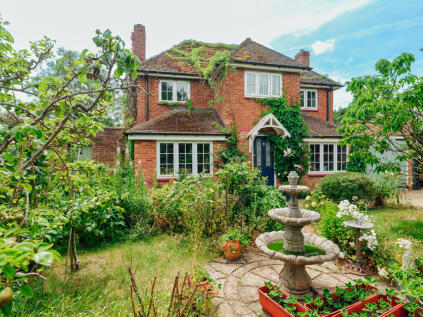 Guarlford Road, Malvern, Worcestershire.