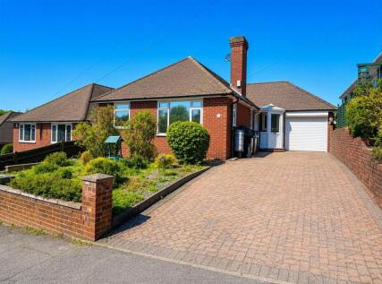 St. Peters Crescent, Bexhill-On-Sea, TN40