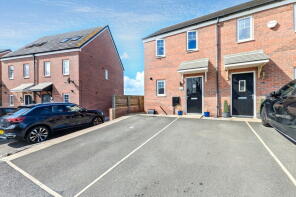 32, Bellaport Gardens, Workington CA14 5QX