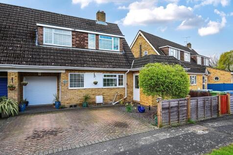 Anglesey Avenue, Farnborough