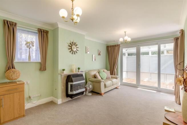 8703153-interior11.jpg
