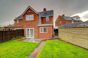 19, High Meadow, Cannock Wood, Rugeley WS15 4RJ