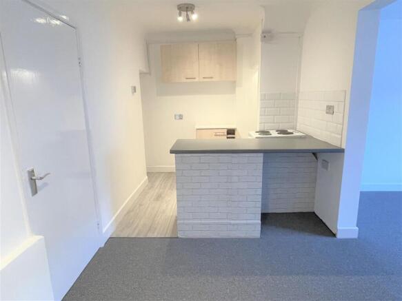 KITCHEN/DINING AREA: