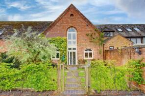 Old Yew Stables, Abbots Court, Ab Lench Road, Abbots Lench, Evesham WR11 4UP