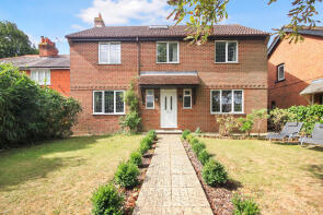 2a, Rettendon Place Cottages, Main Road, Rettendon, Chelmsford CM3 8DR
