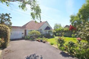25, Belmore Road, Lymington SO41 3NU