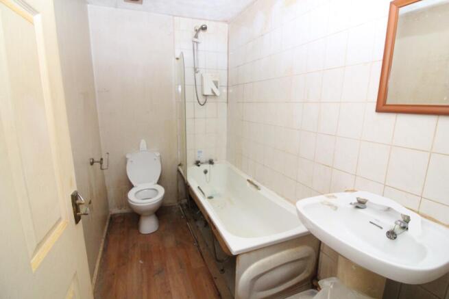 Bathroom T202607221228.jpg
