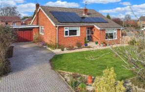7, Meadow View, Swinderby, Lincoln LN6 9YT