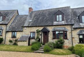 2, Meadow Court, Common Street, Olney MK46 5NT