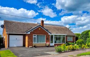 Four Winds, Windmill Hill, Worcester WR7 4RW