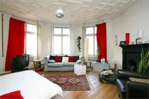 Flat 15, 90 Trentishoe Mansions, Charing Cross Road, London WC2H 0JE