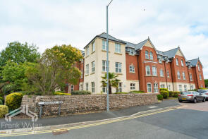 17, Woodlands View, Lytham St. Annes FY8 4EF