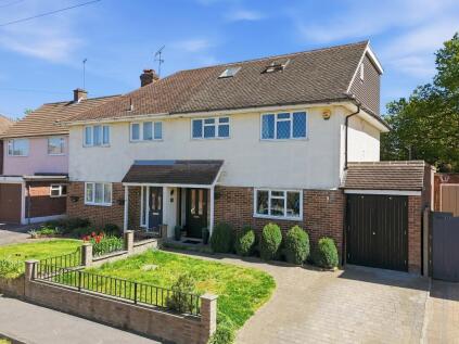 Abbots Close, Brentwood, Essex, CM15
