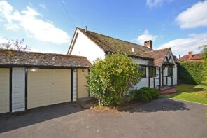Hillview, Stream Lane, Pulborough RH20 2HG