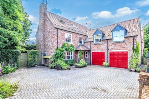 Woodchester Court, North Hykeham, Lincoln