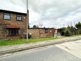 2, Thorpe Gates, Leeds Road, Thorpe Willoughby, Selby YO8 9LS