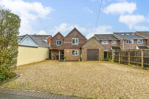Forest Side Farm House, Longmoor Road, Greatham, Liss GU33 6AQ