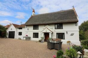 Cooks Farm House, Wass Drove, Canterbury CT3 2LS