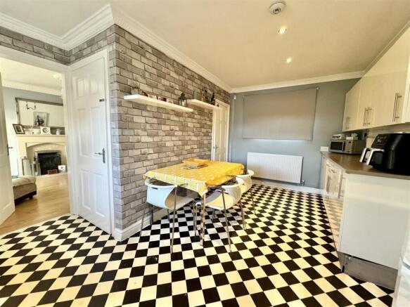 DINING KITCHEN